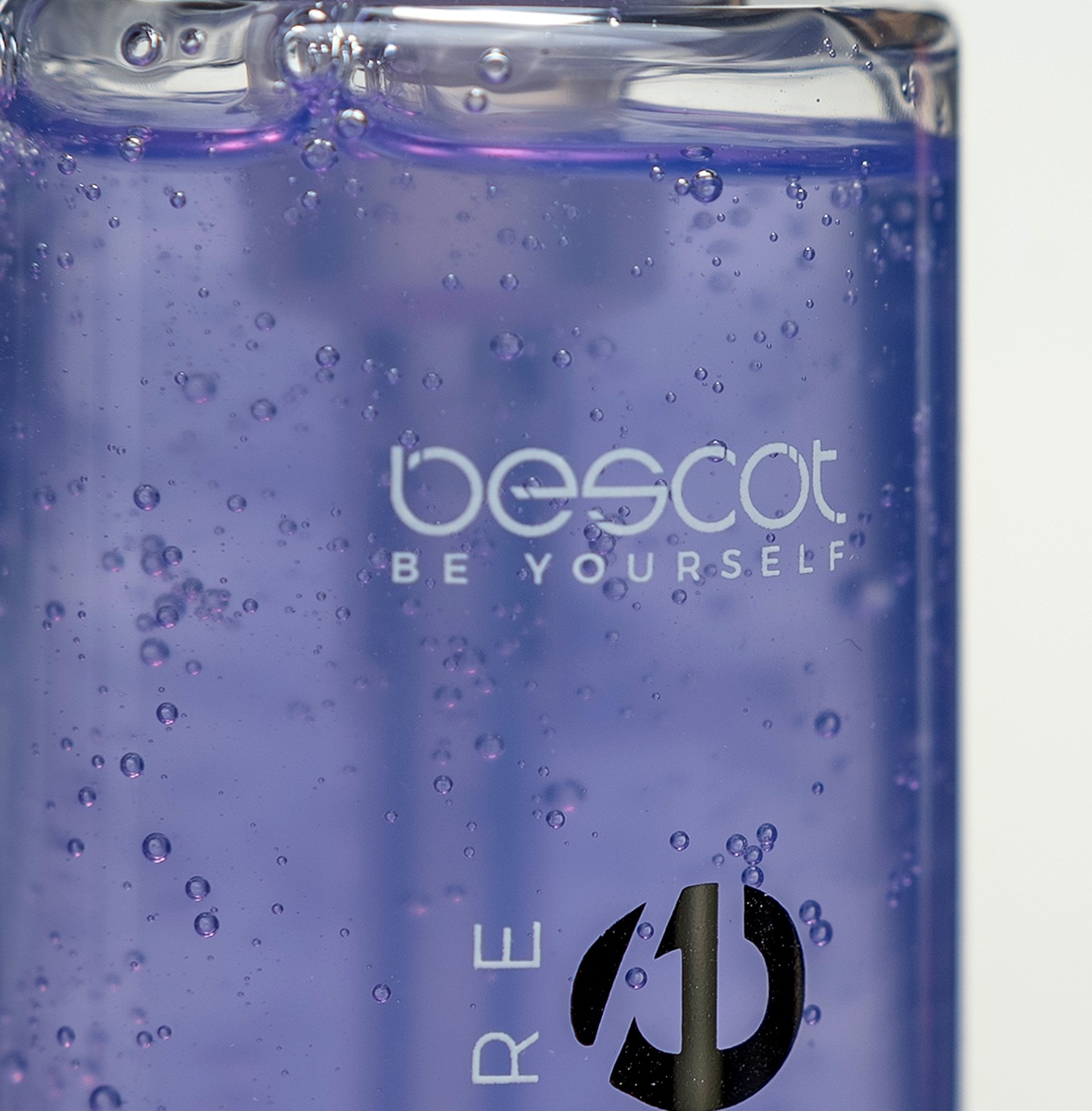 CLEAN ME Gel Limpiador Facial y Desmaquillante